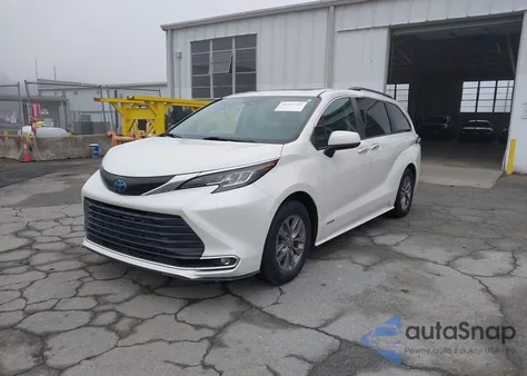 2021 Toyota Sienna Xle из США, поврежденный, VIN 5TDYRKEC4MS046800